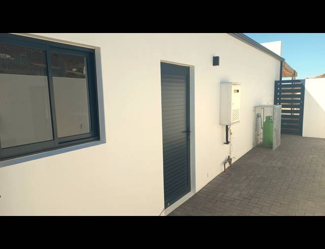 3 BEDROOM HOUSE FOR SALE IN STEENBERGS COVE